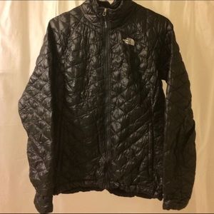 Woman’s medium North Face